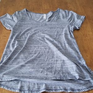 Lularoe tshirt